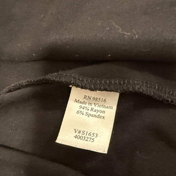 Long open front black jersey vest - Picture 6 of 6